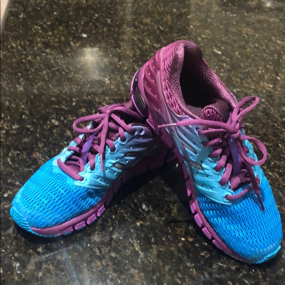 ASICS women’s gel quantum 180 size 7 running shoes